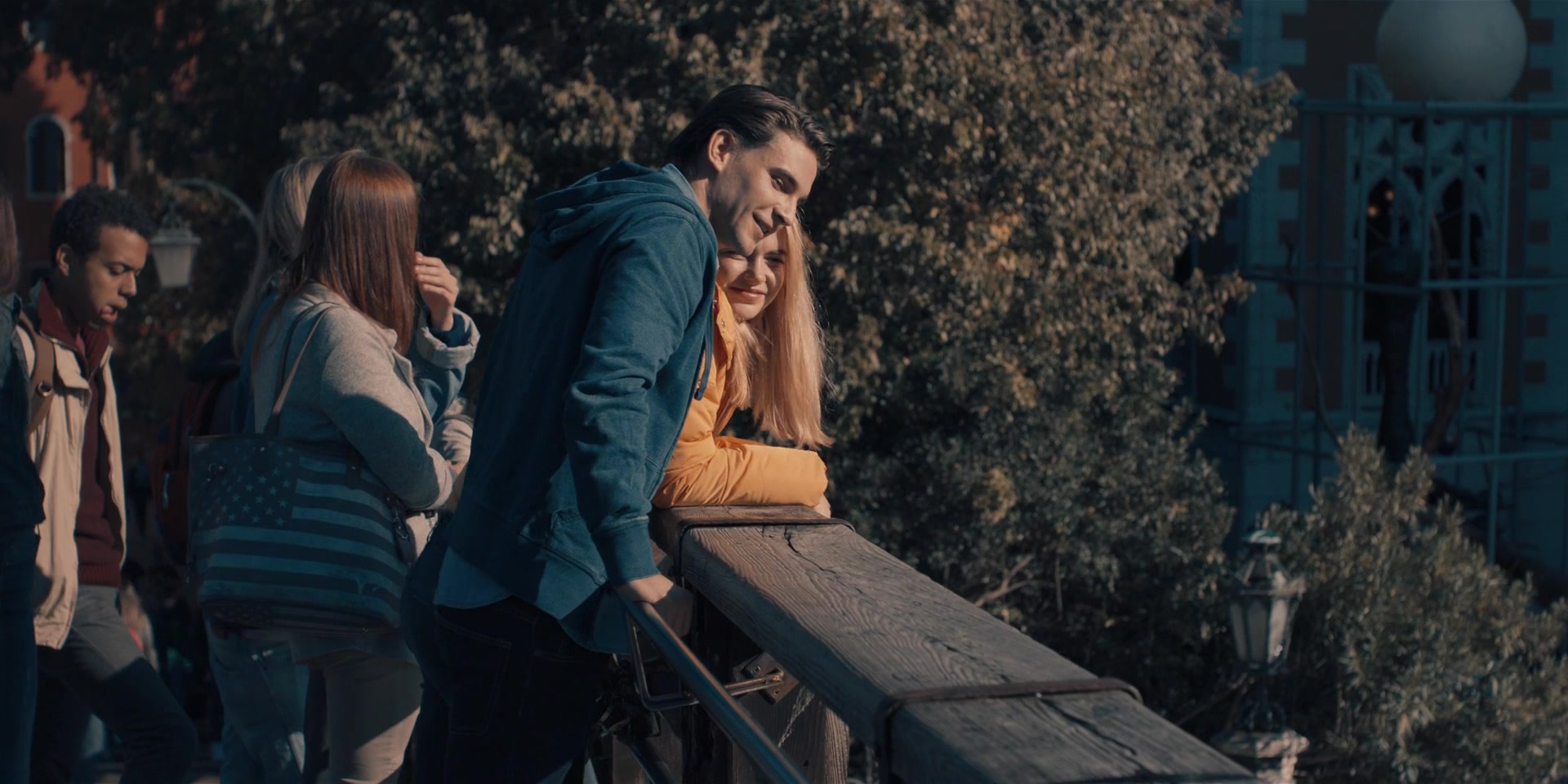 A_Discovery_Of_Witches_S01E02_1080p_BluRay_000058.jpg A_Discovery_Of_Witches_S01E02_1080p_BluRay_000058.jpg