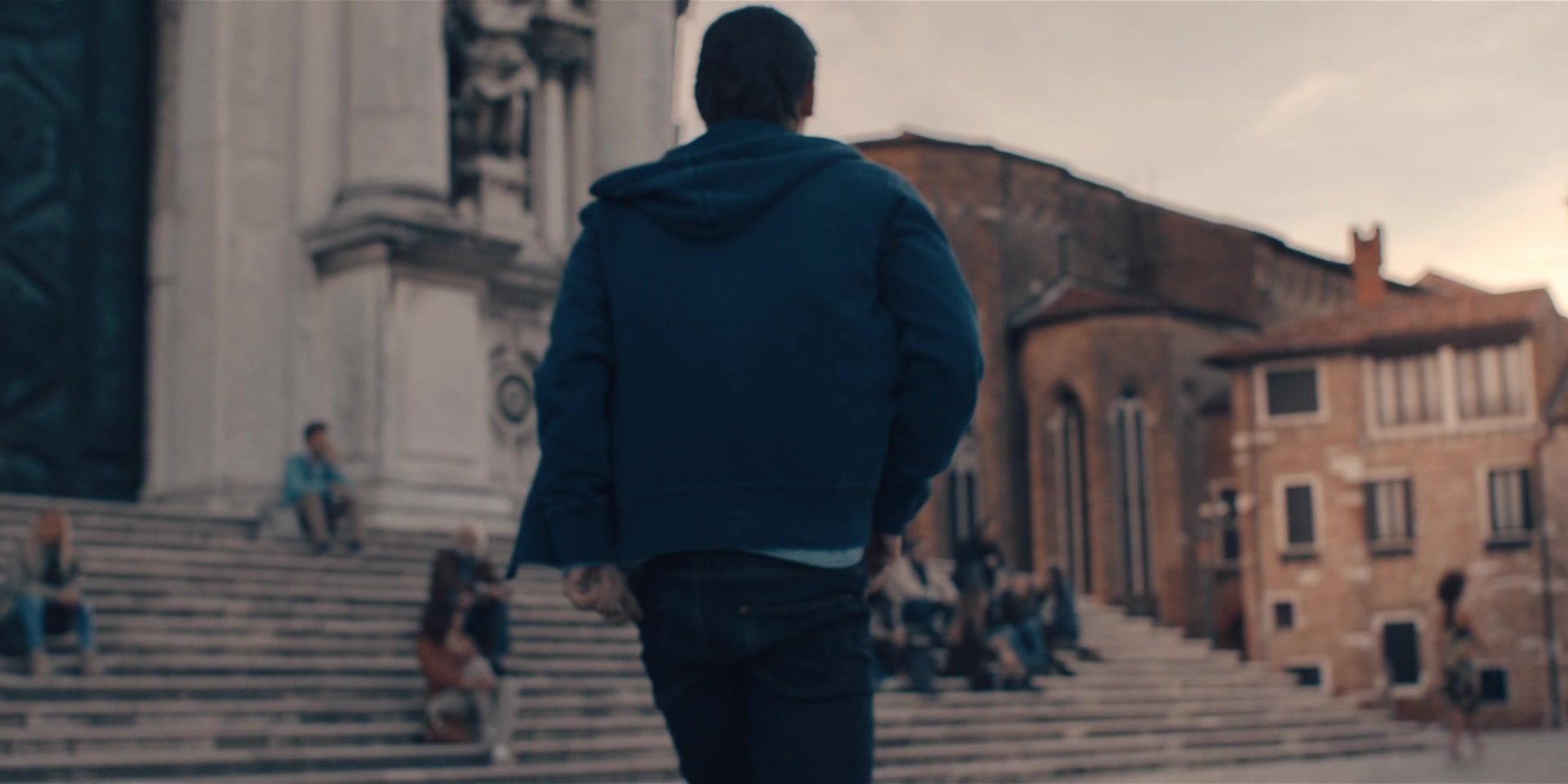 A_Discovery_Of_Witches_S01E02_1080p_BluRay_000192.jpg A_Discovery_Of_Witches_S01E02_1080p_BluRay_000192.jpg