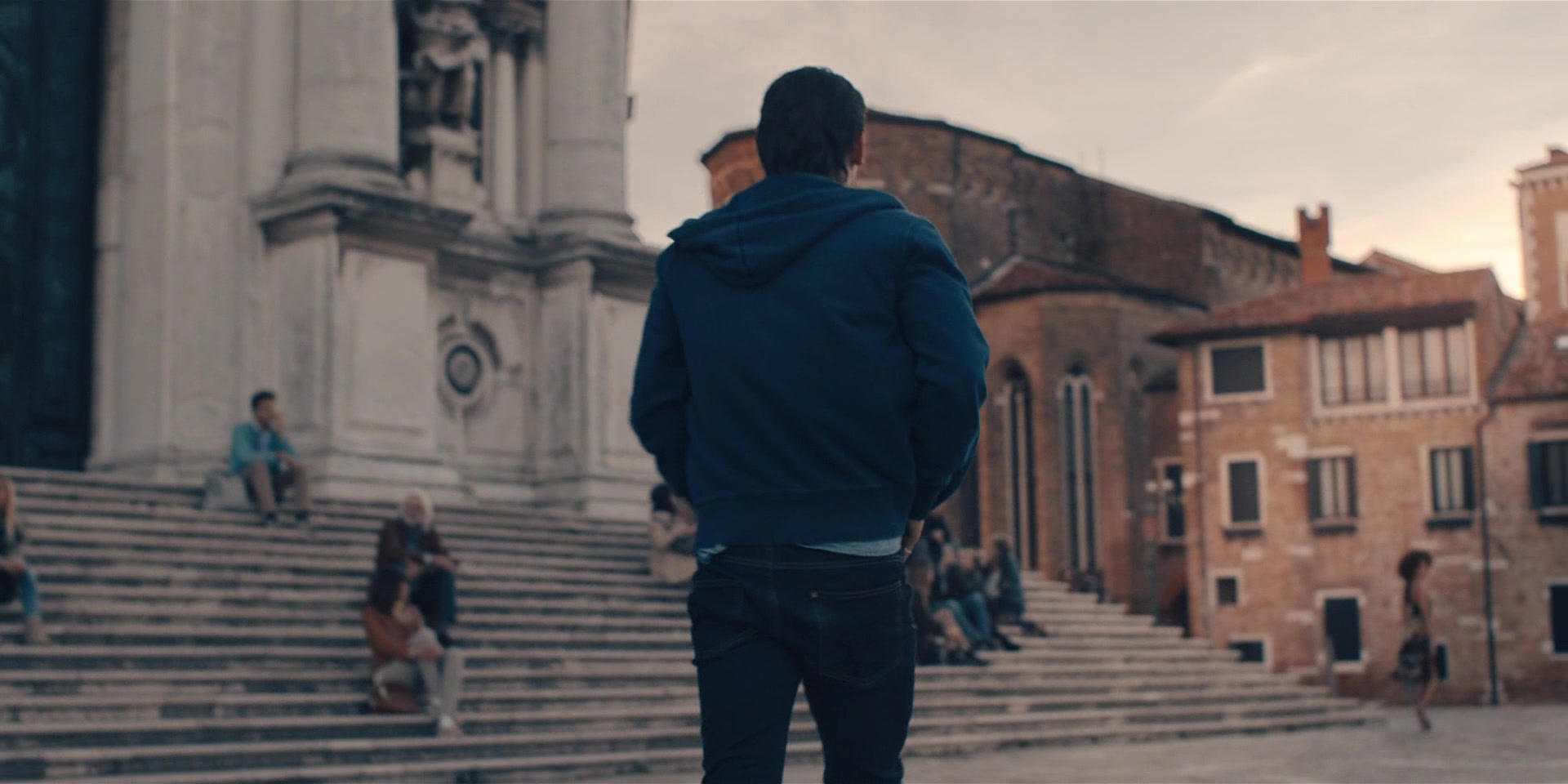 A_Discovery_Of_Witches_S01E02_1080p_BluRay_000193.jpg A_Discovery_Of_Witches_S01E02_1080p_BluRay_000193.jpg