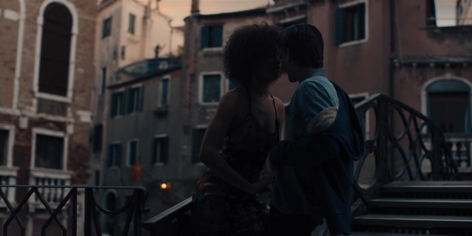 A_Discovery_Of_Witches_S01E02_1080p_BluRay_000244.jpg A_Discovery_Of_Witches_S01E02_1080p_BluRay_000244.jpg