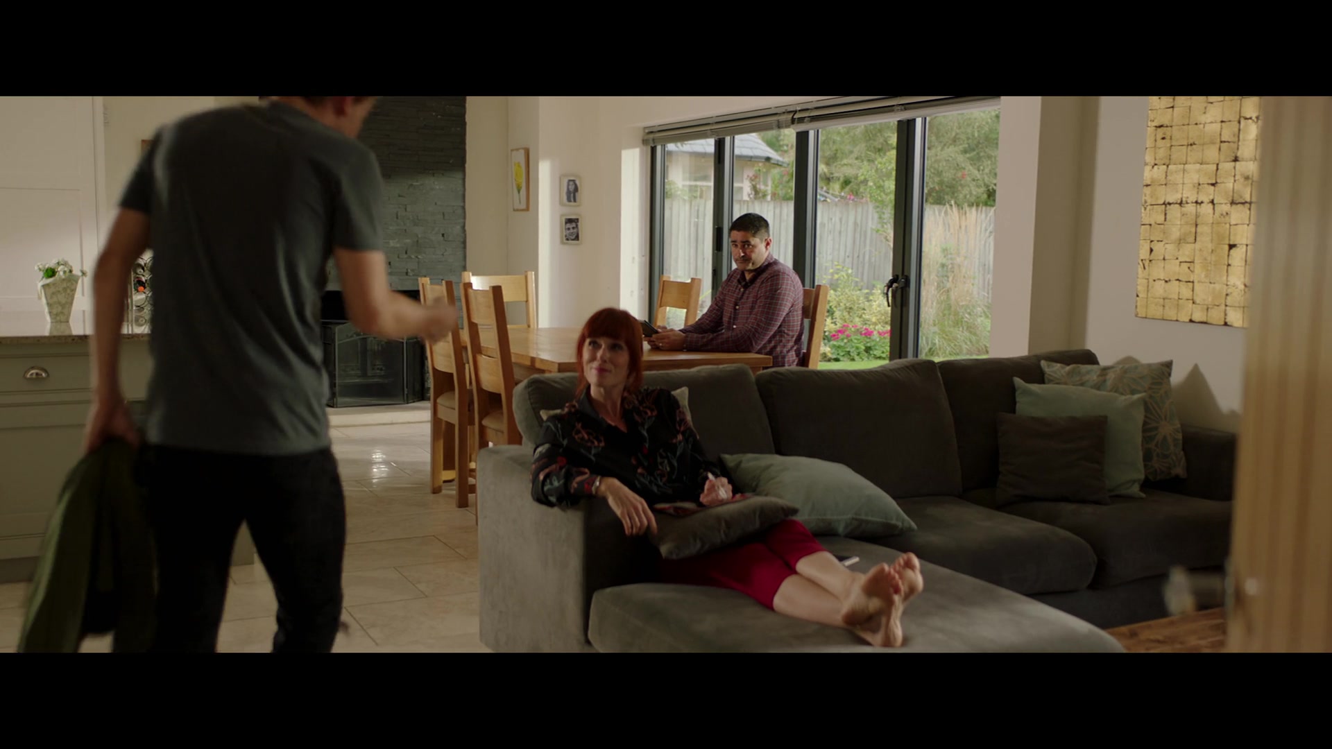 Safe_1x01_1080p_001455.jpg