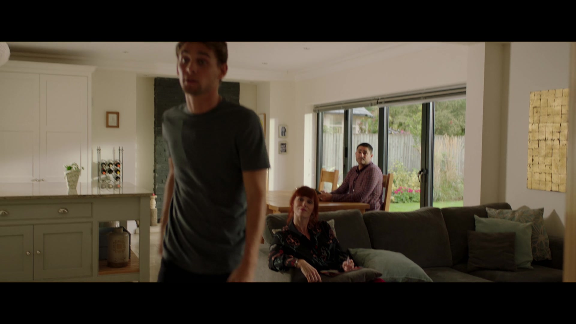 Safe_1x01_1080p_001463.jpg Safe_1x01_1080p_001463.jpg