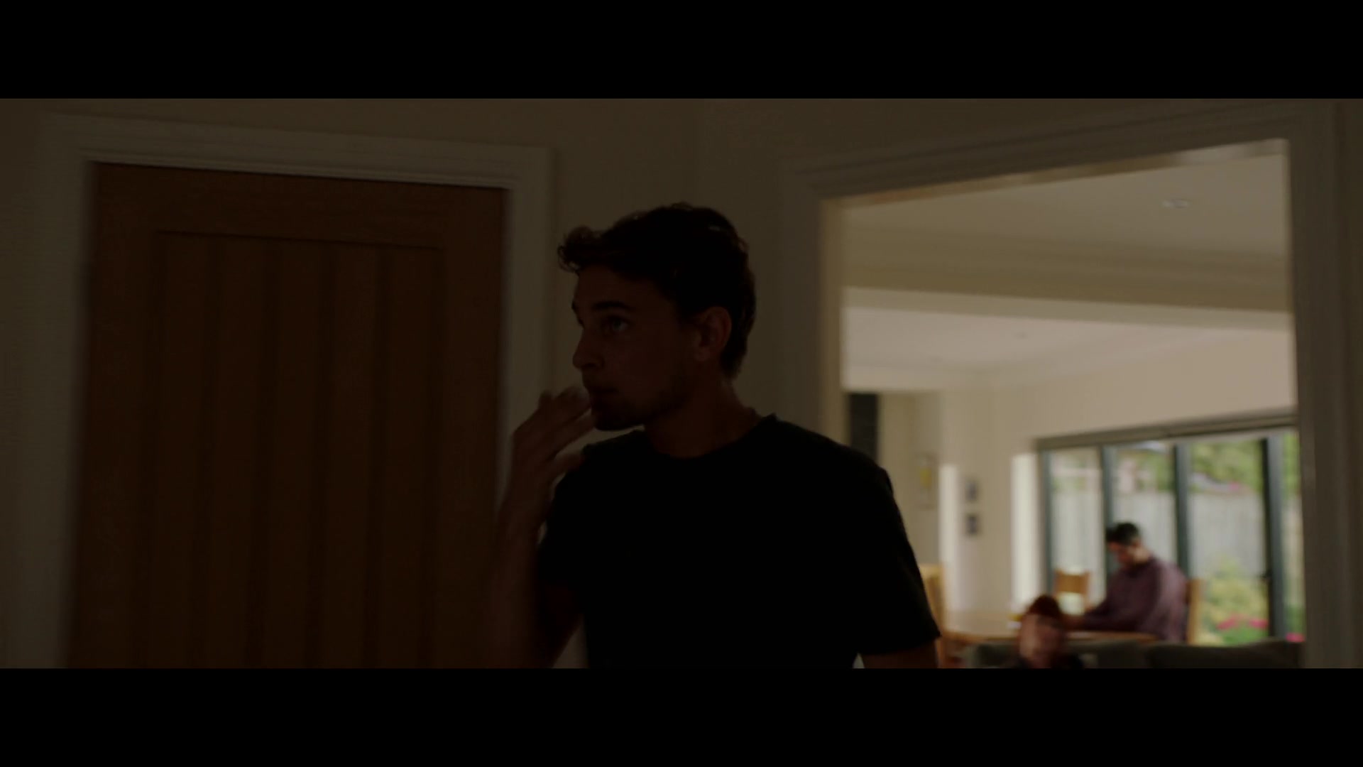 Safe_1x01_1080p_001468.jpg Safe_1x01_1080p_001468.jpg