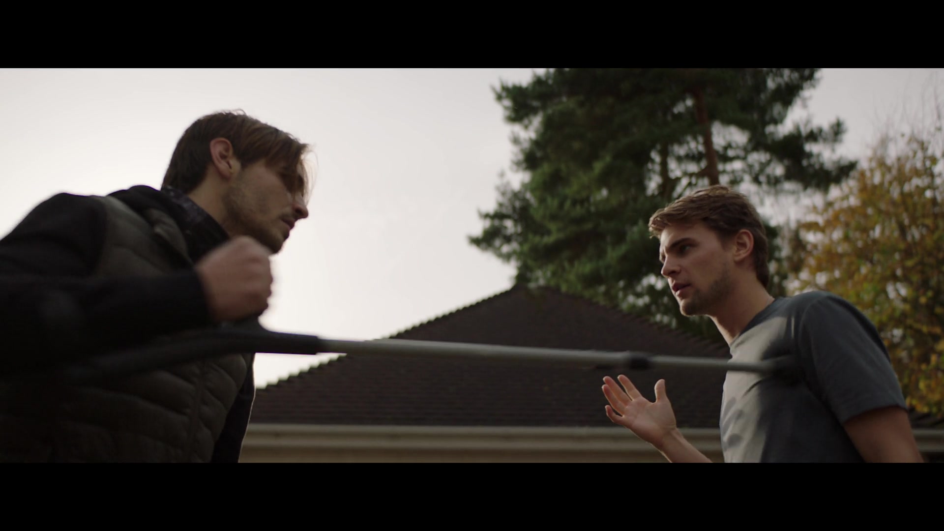 Safe_1x01_1080p_001674.jpg Safe_1x01_1080p_001674.jpg