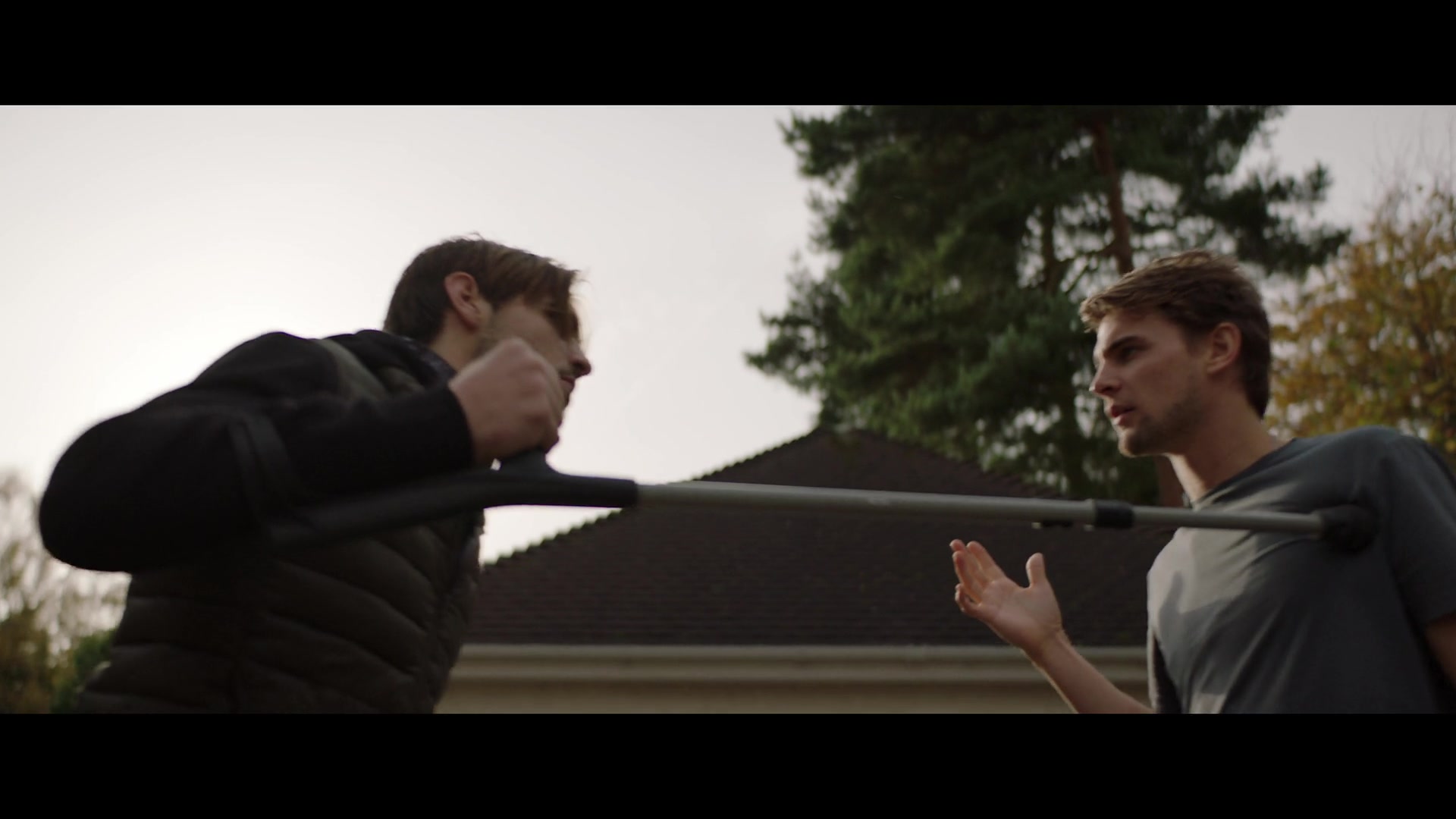 Safe_1x01_1080p_001675.jpg Safe_1x01_1080p_001675.jpg