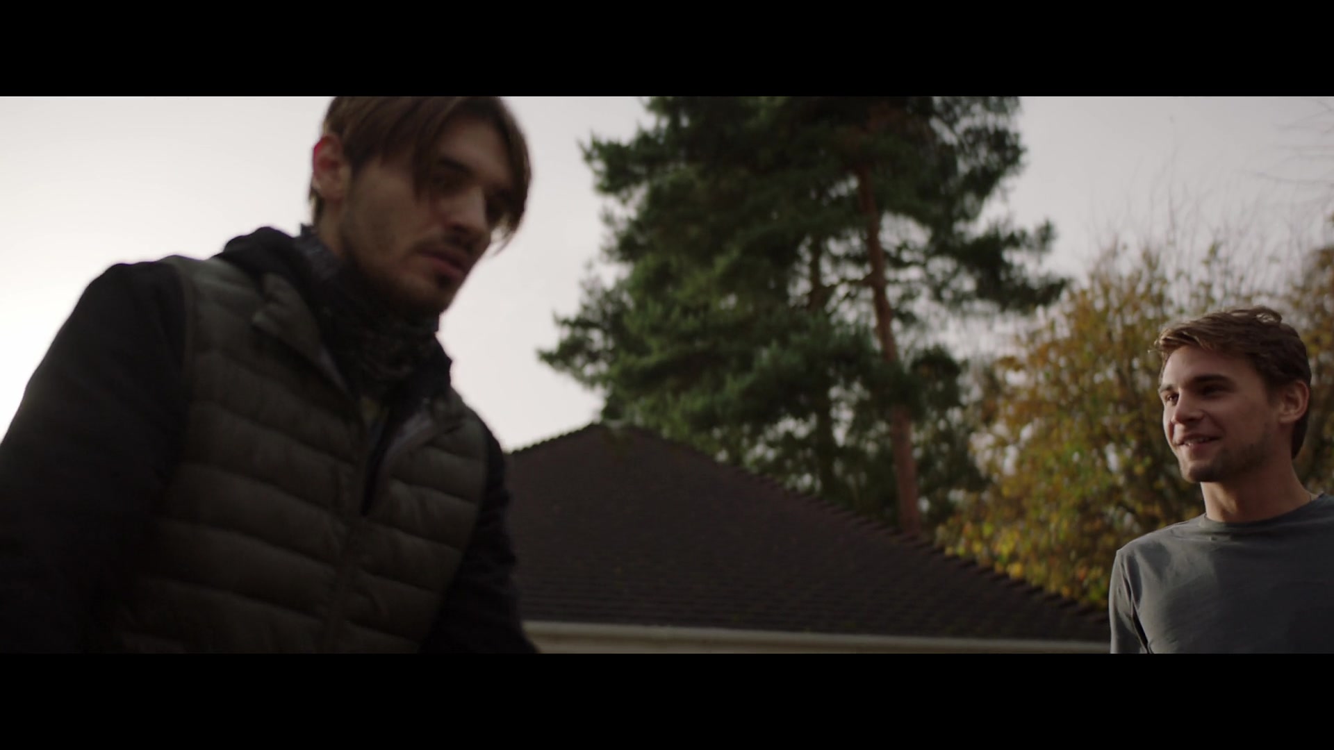 Safe_1x01_1080p_001682.jpg Safe_1x01_1080p_001682.jpg