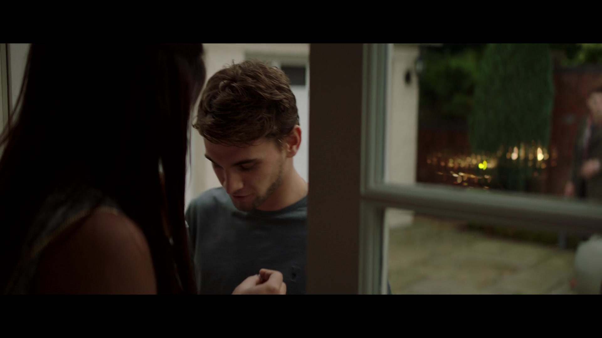 Safe_1x01_1080p_001694.jpg Safe_1x01_1080p_001694.jpg