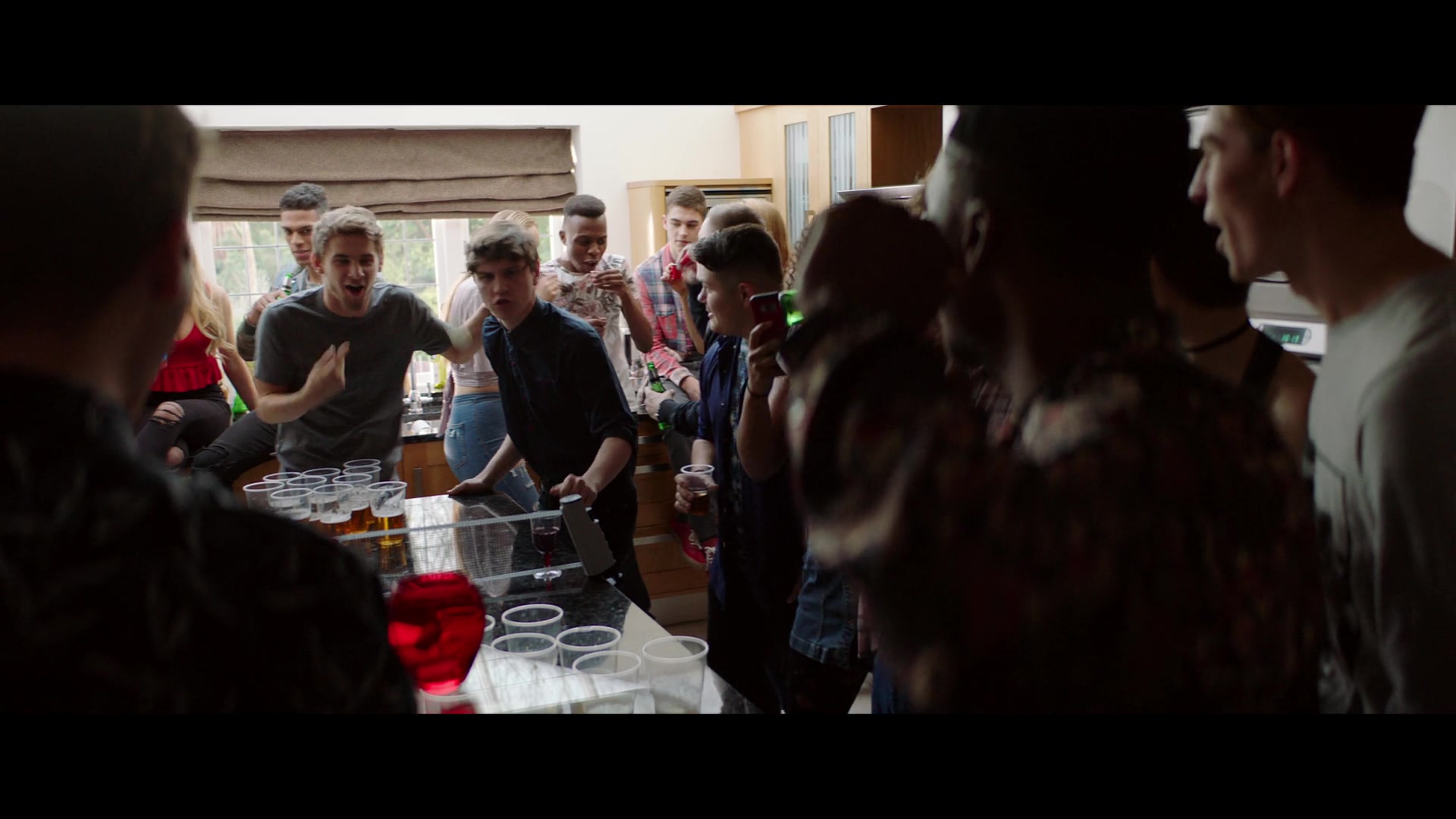 Safe_1x01_1080p_001748.jpg Safe_1x01_1080p_001748.jpg